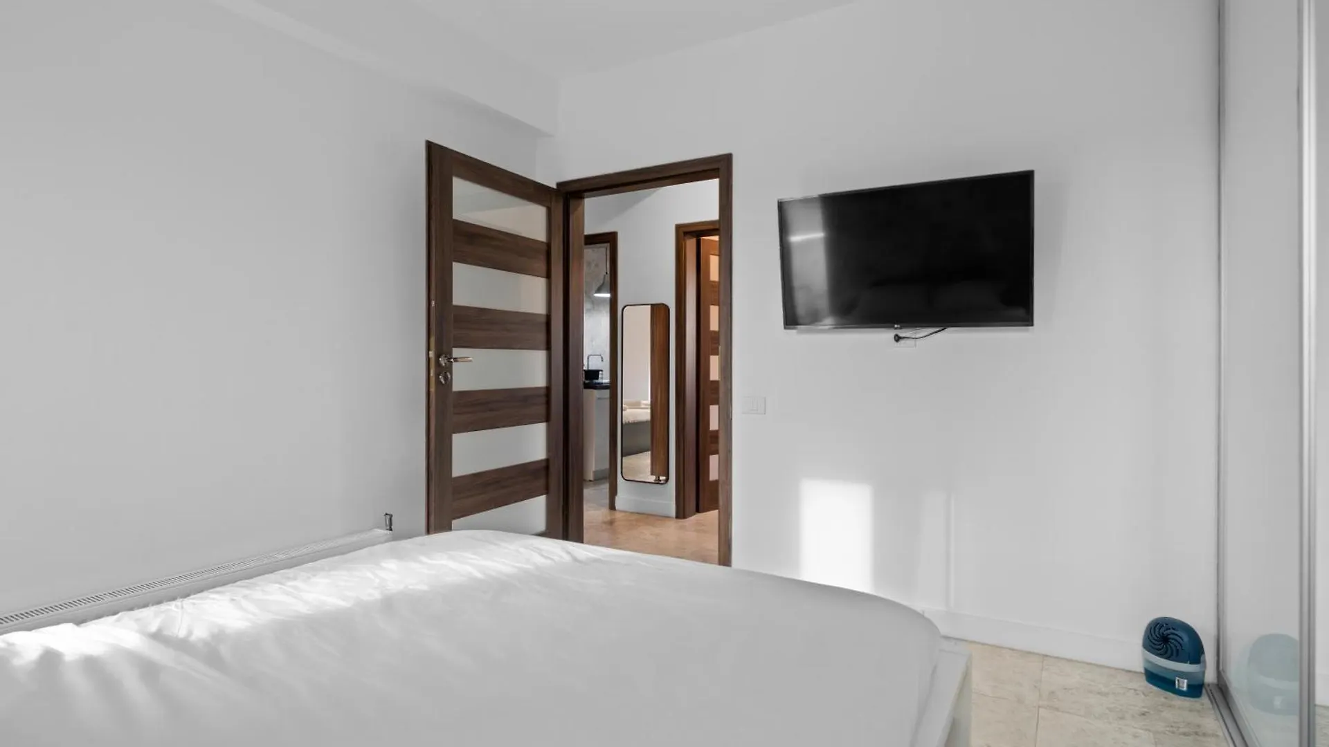 Ultra Central Apartment - Victory Avenue Boekarest